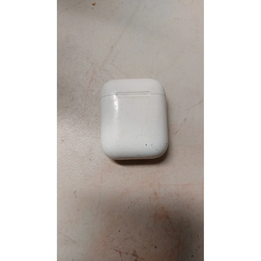 Apple AirPods  No Tested